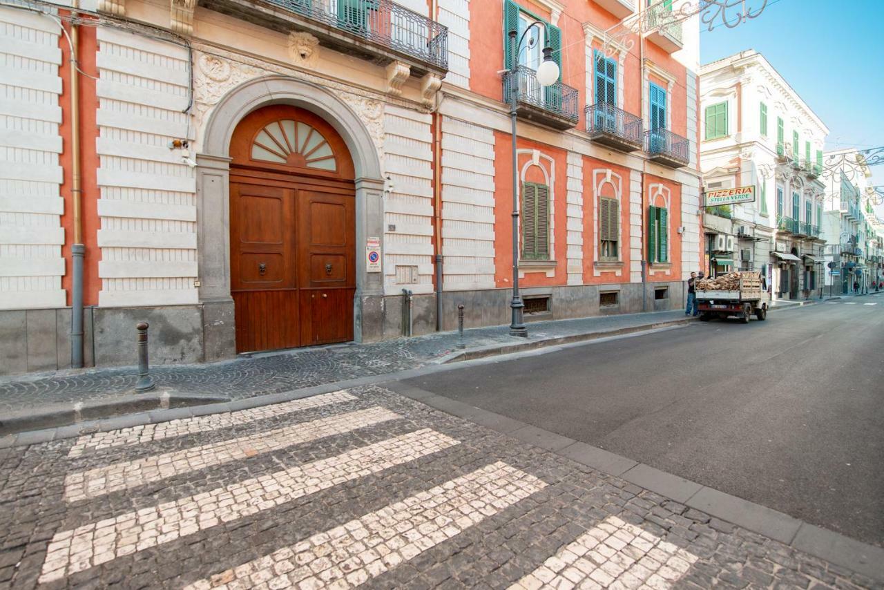 Light Blue - Apartment In The Middle Of Everything Torre Annunziata Exterior photo